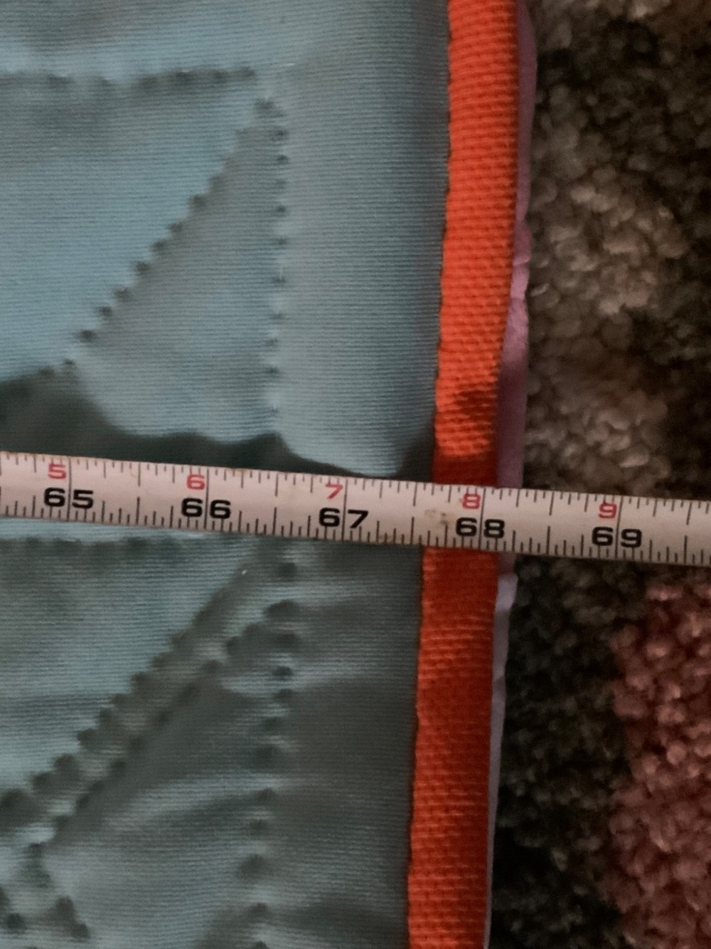 Star-Pattern Quilt - Picture 6 of 7